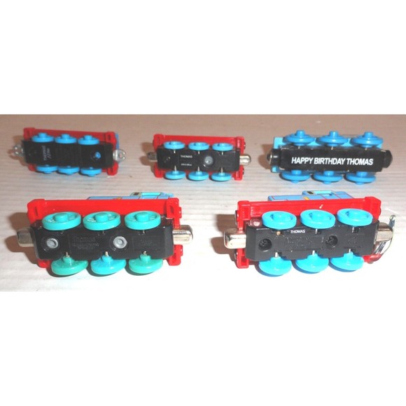 Lot of 5 Thomas The Train Tank Engines Wooden, Metal & Plastic (2002, 2009,2013) - Picture 8 of 9